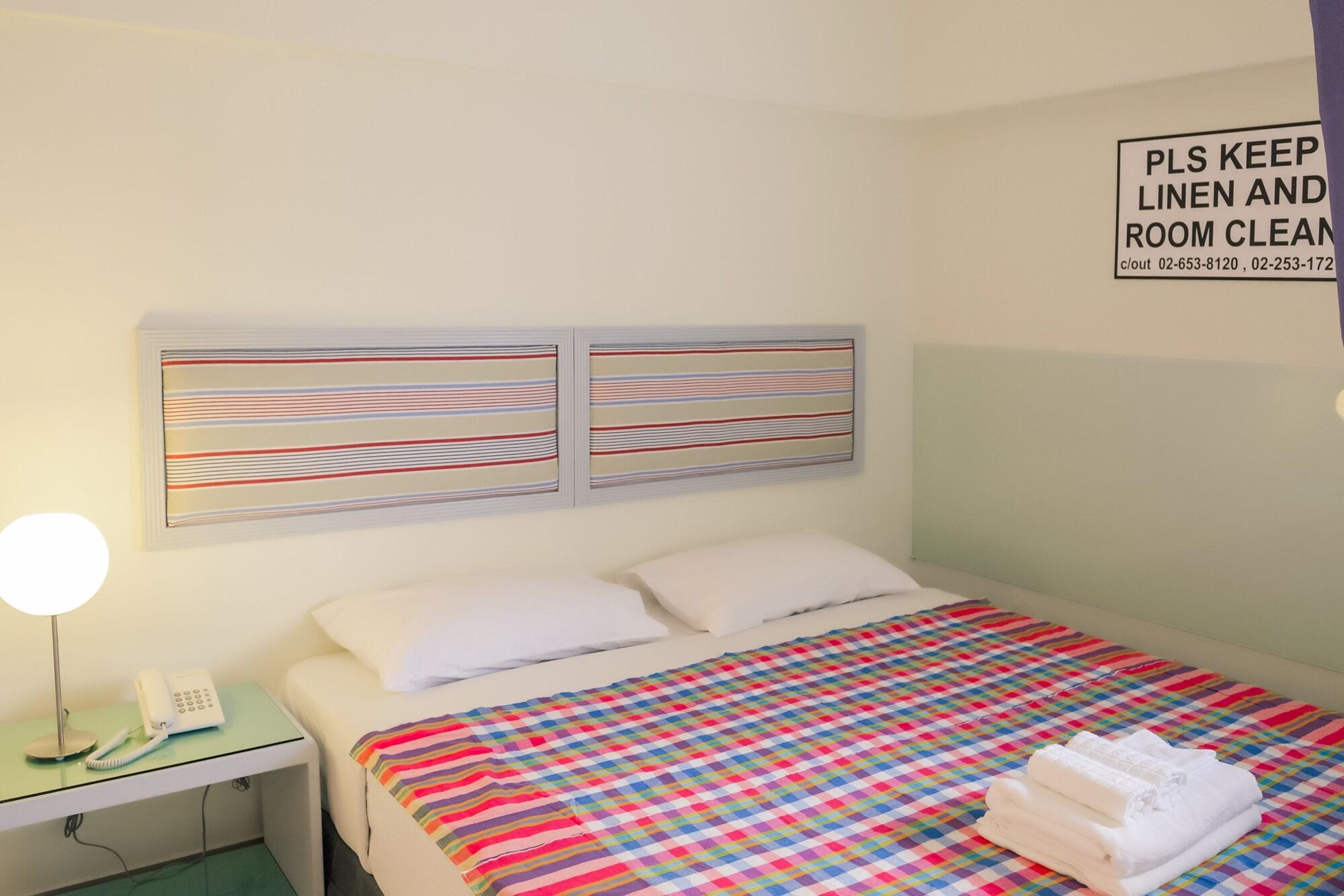 เอ-ทู เฮ้าส์ Hostel กรุงเทพมหานคร ภายนอก รูปภาพ