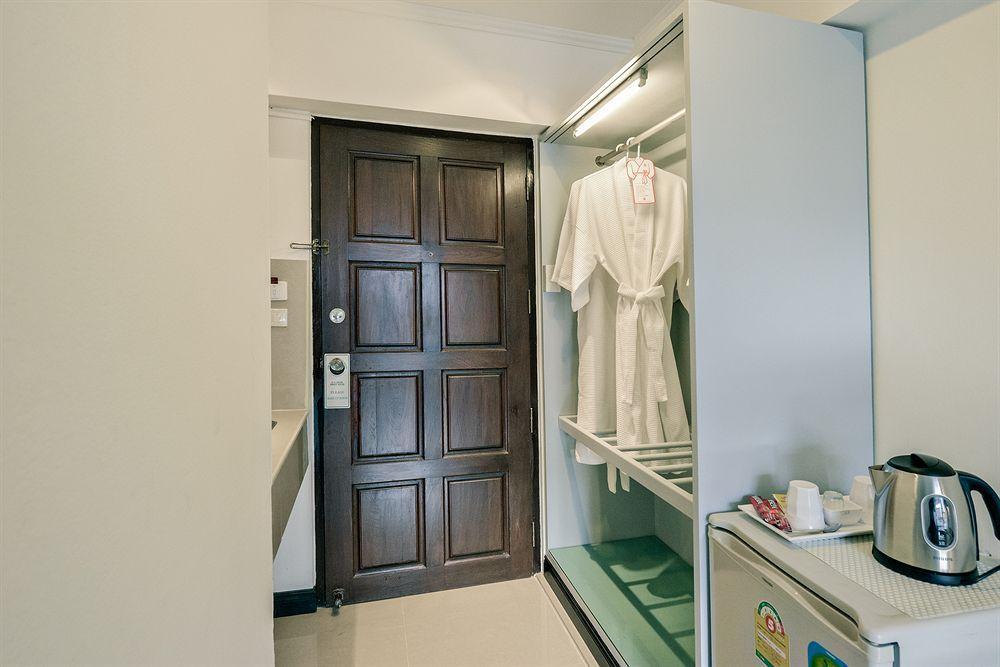 เอ-ทู เฮ้าส์ Hostel กรุงเทพมหานคร ภายนอก รูปภาพ