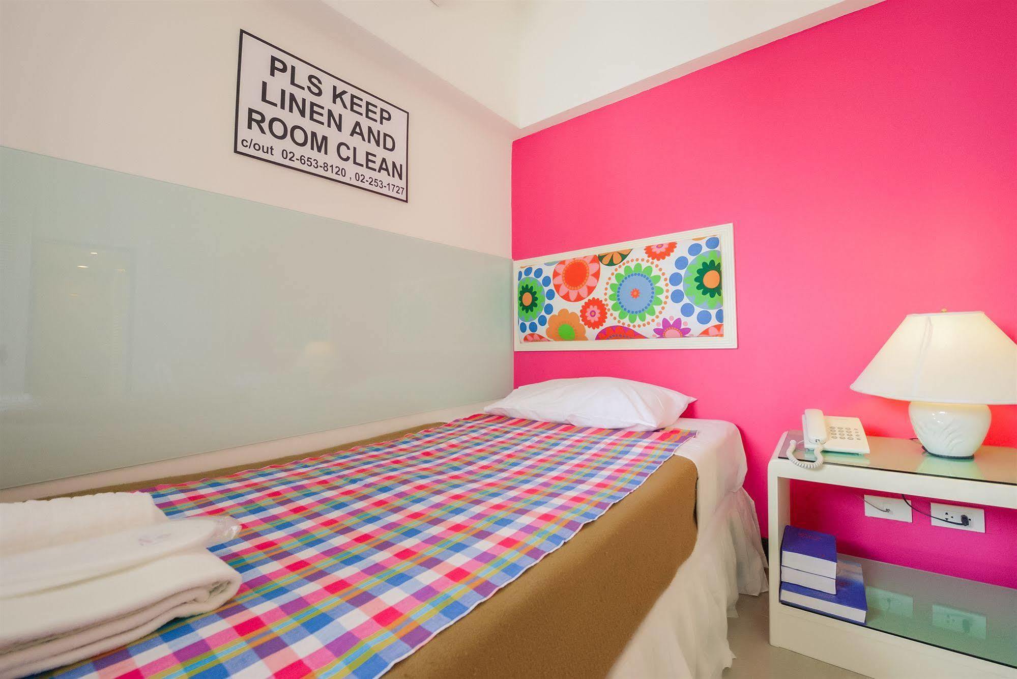 เอ-ทู เฮ้าส์ Hostel กรุงเทพมหานคร ภายนอก รูปภาพ